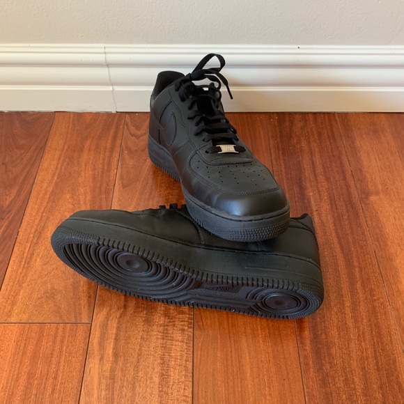 Nike Men’s Air Force 1 (size 13) - Picture 4 of 6